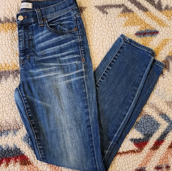 Madewell || High Rise Skinny || Size 27 - Picture 2 of 4